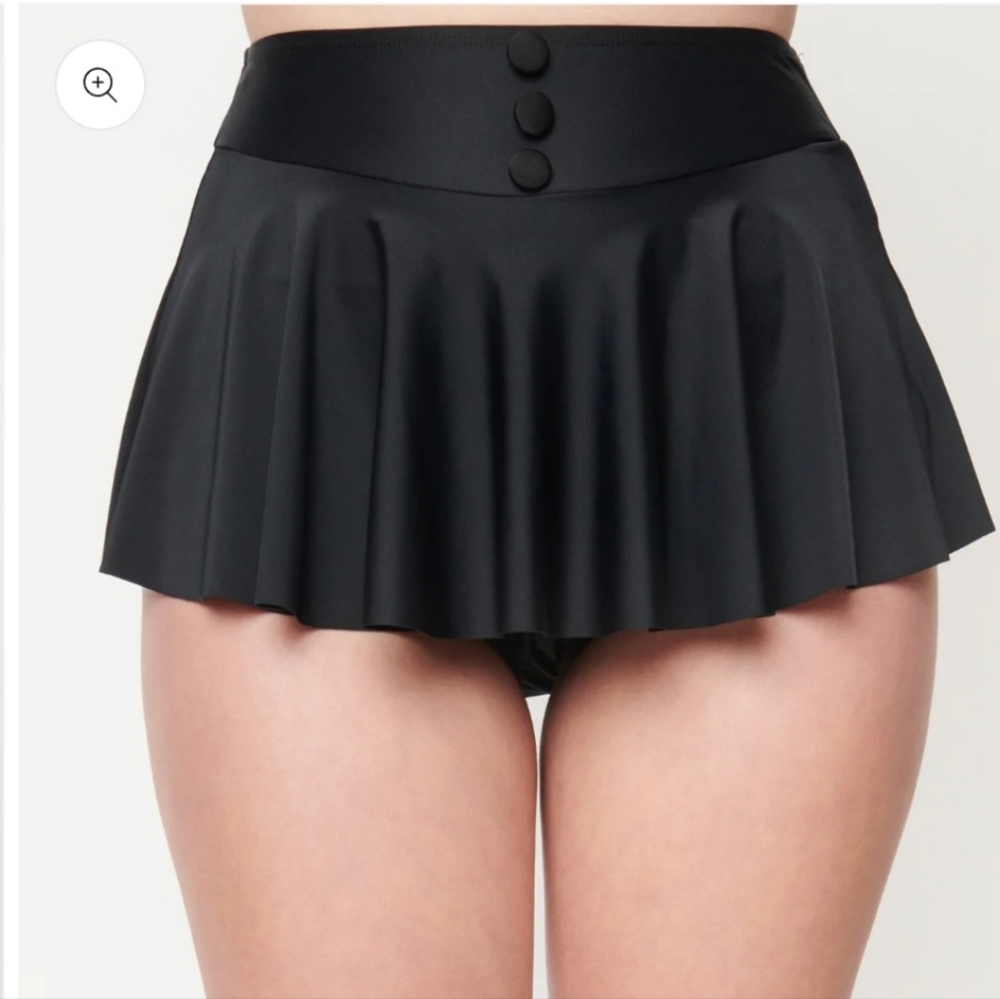 Unique Vintage 1950s Black High Waist Swim Skirt Size L